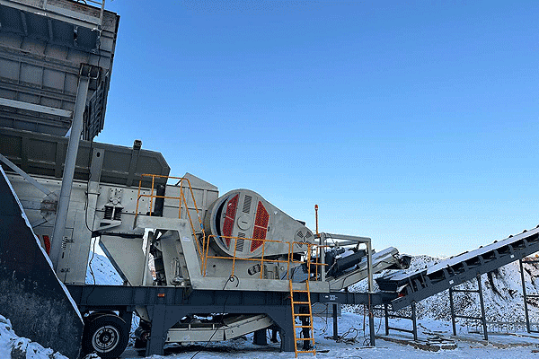 Saudi Arabia 150-200t/h Granite Portable Crushing Plant